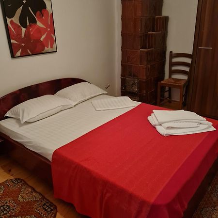 Vila Margareta Curtea de Argeş Habitación foto